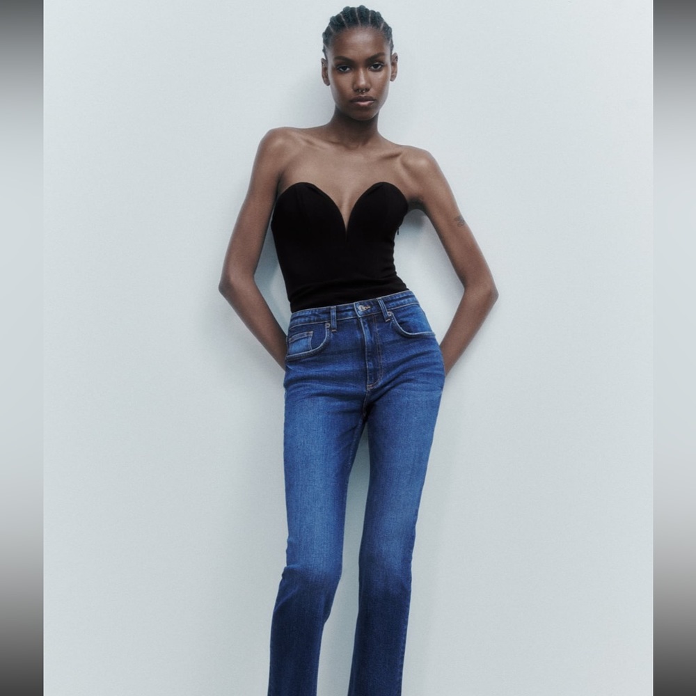 Zara sweetheart neck bodysuit
